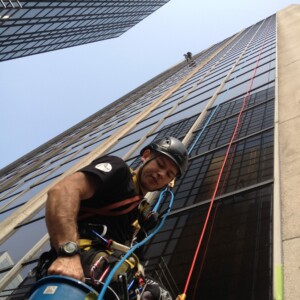 altais-nettoyage-vitres-immeuble